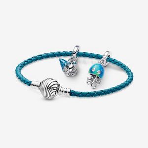 Ensemble de bracelets à breloques bernard-l'ermite et méduses aux couleurs changeantes phosphorescents offers at $200 in Pandora