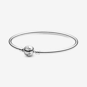 Bracelet rigide Pandora Moments offers at $80 in Pandora
