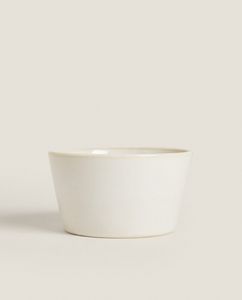 Stoneware Bowl offers at $13.9 in ZARA HOME