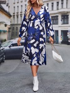 Allover Print Lantern Sleeve Dress offers at $16 in SheIn