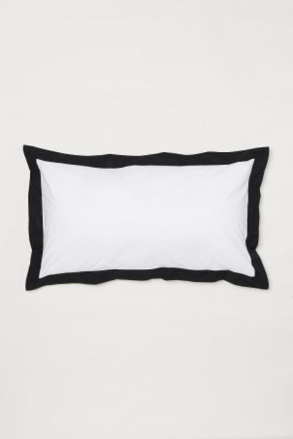 Oxford-style Pillowcase offers at $14.99 in H&M