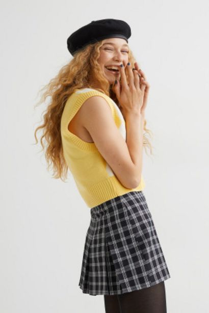 Short Twill Skirt offers at $12.99 in H&M