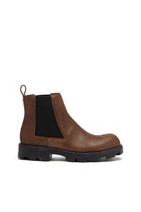 Chelsea boots in cracked leather offers at $525 in Diesel