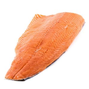 Fresh Salmon Fillet Value Pack 1 kg offers at $24.23 in Mayrand