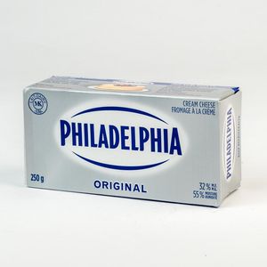 Original Cream Cheese 250 g offers at $5.99 in Mayrand